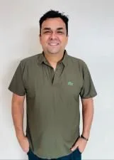 Foto oficial de DR. ERON DE SÁ nas eleições 2026, divulgada pelo TSE