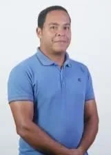 Foto oficial de NADINHO DO ÔNIBUS nas eleições 2026, divulgada pelo TSE