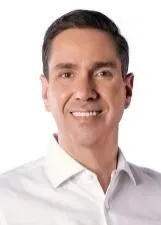 Foto oficial de EDUARDO BISMARCK nas eleições 2026, divulgada pelo TSE