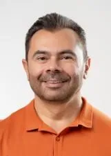 Foto oficial de IDILVAN nas eleições 2026, divulgada pelo TSE
