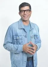 Foto oficial de PROFESSOR LUIZ CARVALHO nas eleições 2026, divulgada pelo TSE