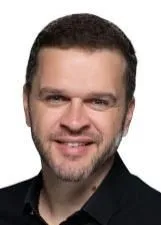 Foto oficial de CHARLLES EVANGELISTA nas eleições 2026, divulgada pelo TSE