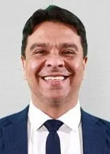 Foto oficial de FERNANDO LINHARES nas eleições 2026, divulgada pelo TSE