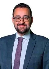 Foto oficial de GUSTAVO SANTANA nas eleições 2026, divulgada pelo TSE