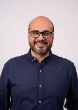 Foto oficial de DR. LEONARDO nas eleições 2026, divulgada pelo TSE