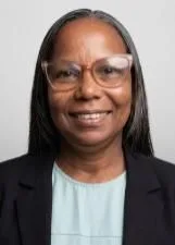 Foto oficial de PROFESSORA HELENILZA nas eleições 2026, divulgada pelo TSE