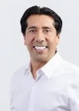 Foto oficial de NELINHO COSTA nas eleições 2026, divulgada pelo TSE