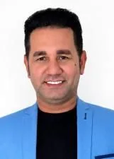 Foto oficial de LÉO QUEBRADÕES nas eleições 2026, divulgada pelo TSE