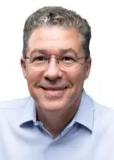 Foto oficial de DR. LEÔNIDAS nas eleições 2026, divulgada pelo TSE