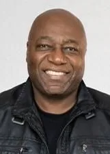 Foto oficial de DINNY DA VILA nas eleições 2026, divulgada pelo TSE