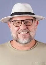 Foto oficial de PROF. AMÉRICO LYRA nas eleições 2026, divulgada pelo TSE