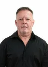 Foto oficial de HENRIQUE WEBSTER nas eleições 2026, divulgada pelo TSE