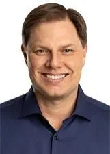Foto oficial de LUCAS REDECKER nas eleições 2026, divulgada pelo TSE
