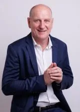 Foto oficial de PROFESSOR DANIEL nas eleições 2026, divulgada pelo TSE
