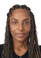 Foto oficial de PROFESSORA CATERINE nas eleições 2026, divulgada pelo TSE