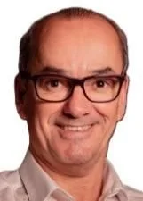 Foto oficial de ROBERTO PEREIRA nas eleições 2026, divulgada pelo TSE