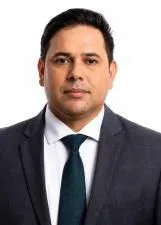 Foto oficial de DR. GILMÁRCIO nas eleições 2026, divulgada pelo TSE