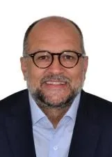 Foto oficial de DR. ADRIANO SANTOS nas eleições 2026, divulgada pelo TSE