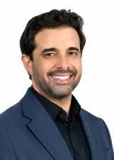Foto oficial de DR. AMILTON nas eleições 2026, divulgada pelo TSE