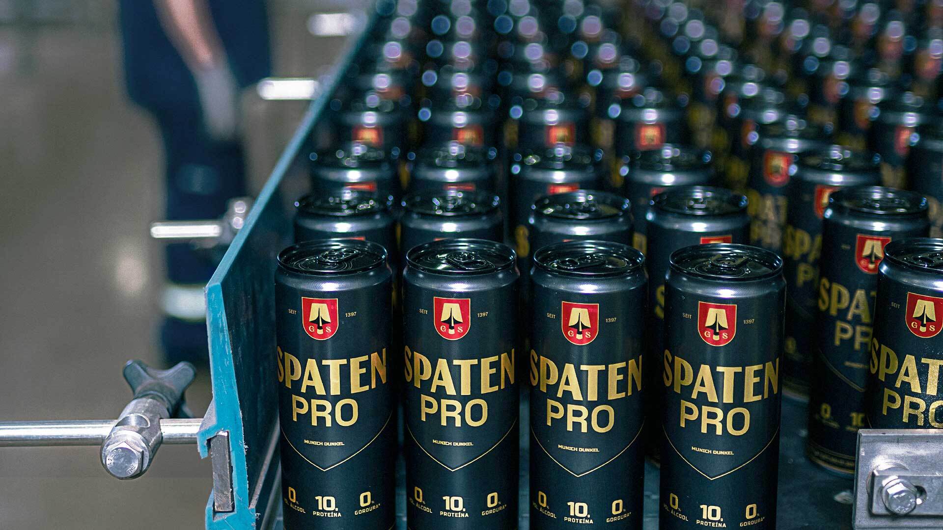 Nova linha de cerveja Spaten Pro, da Ambev, com 10 gramas de proteína (Foto: Divulgação)